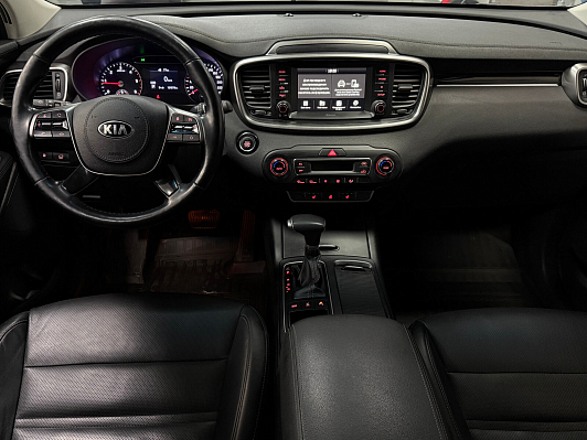 Kia Sorento Luxe, 2019 года, пробег 124577 км