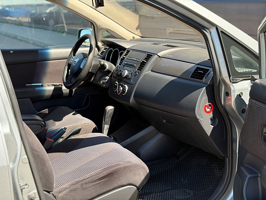 Nissan Tiida Elegance, 2011 года, пробег 143000 км