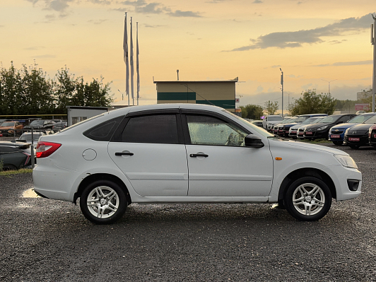 Lada (ВАЗ) Granta Comfort Optima Multimedia Glonass 21917-51-00C, 2017 года, пробег 129850 км
