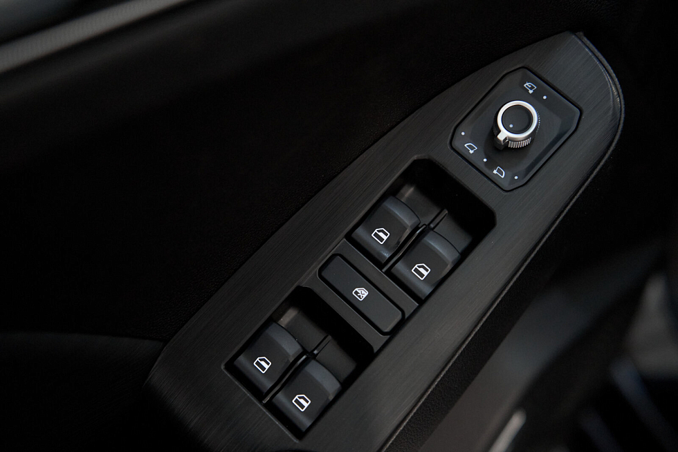 Haval Jolion Премиум, черный