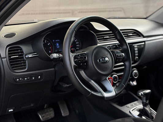 Kia Rio Luxe RED Line, 2019 года, пробег 95000 км
