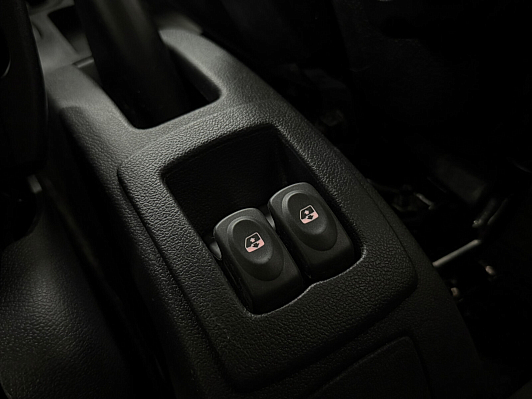 Lada (ВАЗ) Largus Luxe Glonass (7 мест) (2018-2019), 2018 года, пробег 211000 км