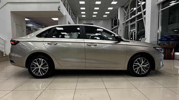 Geely Emgrand Luxury, 2023 года, пробег 658 км