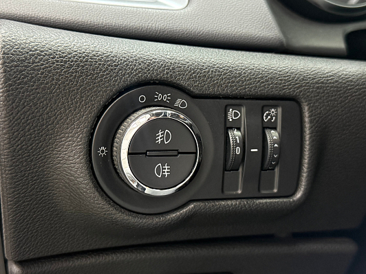 Opel Astra Sport, 2013 года, пробег 98000 км