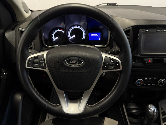 Lada (ВАЗ) XRAY Exclusive (2018), 2018 года, пробег 170000 км