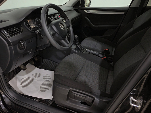 Skoda Octavia Ambition, 2016 года, пробег 107565 км