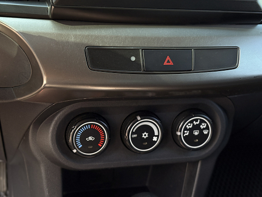Mitsubishi Lancer Invite, 2012 года, пробег 190520 км
