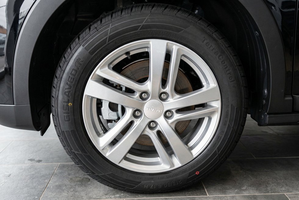 Haval Jolion Комфорт, черный