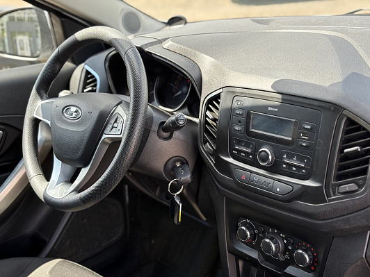 Lada (ВАЗ) XRAY Comfort, 2019 года, пробег 80500 км