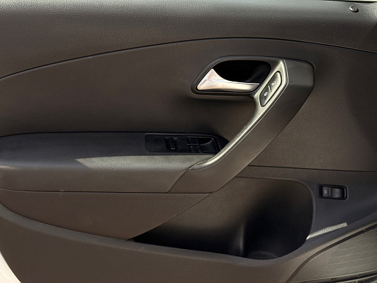 Volkswagen Polo Trendline, 2019 года, пробег 67468 км