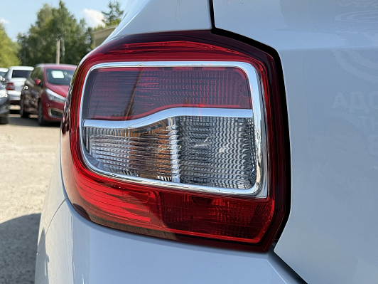 Renault Logan Access, 2021 года, пробег 38245 км