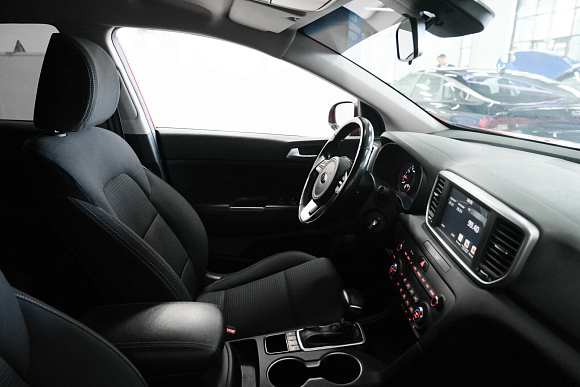 Kia Sportage Luxe, 2021 года, пробег 115442 км