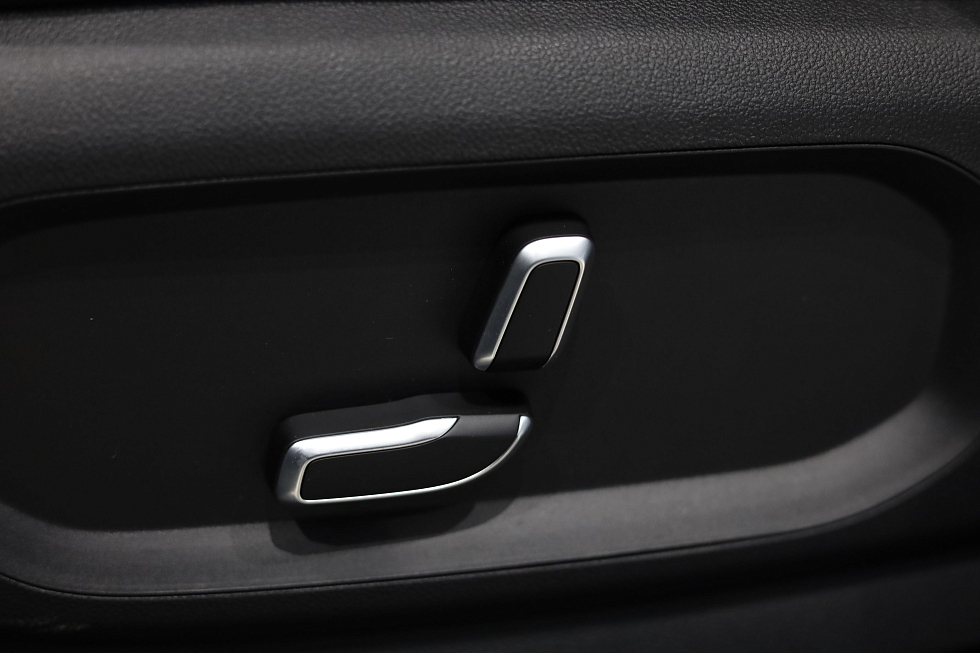 Omoda C7 Supreme, серебряный