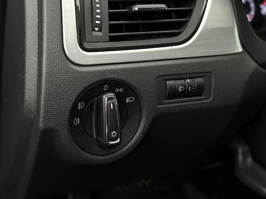 Skoda Rapid Ambition, 2017 года, пробег 173730 км