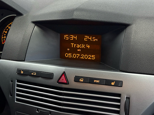 Opel Astra, 2014 года, пробег 75000 км