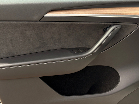 Tesla Model Y, 2021 года, пробег 44150 км