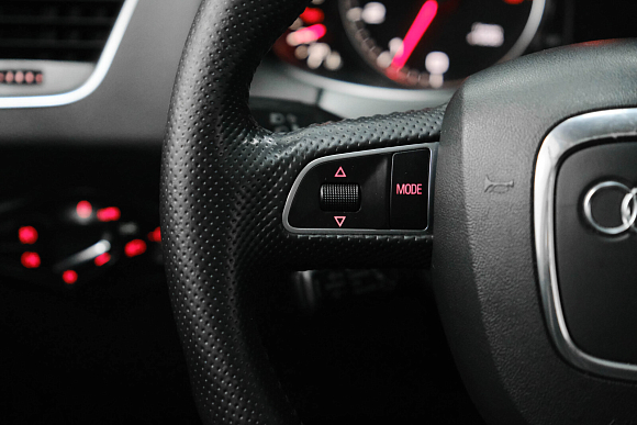 Audi Q5, 2011 года, пробег 148463 км