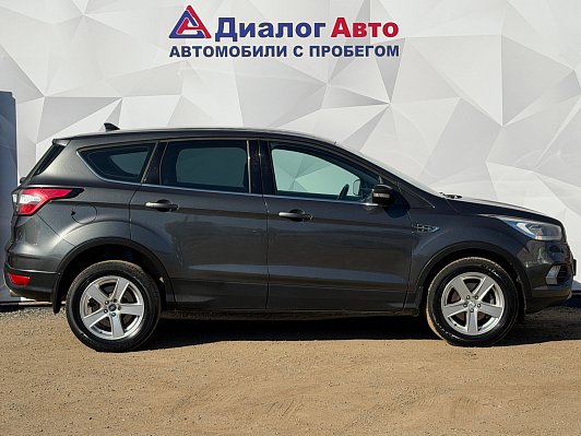 Ford Kuga Trend, 2017 года, пробег 183500 км