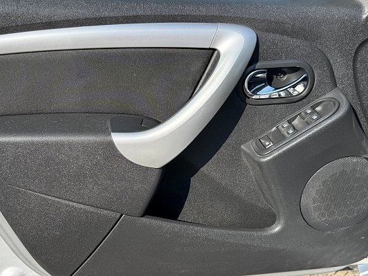 Nissan Terrano Elegance, 2019 года, пробег 61500 км