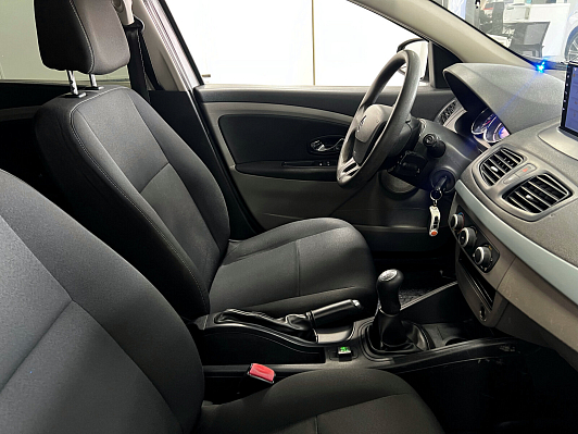 Renault Fluence, 2012 года, пробег 228000 км