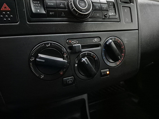 Nissan Tiida, 2010 года, пробег 226257 км