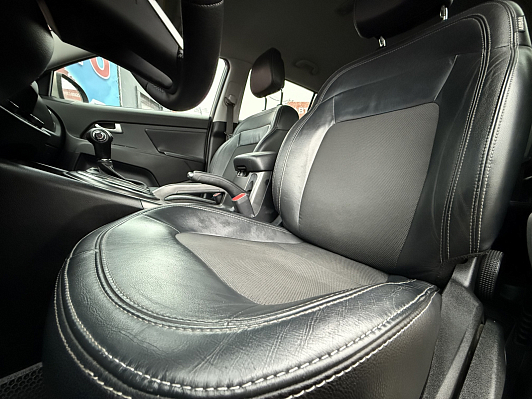 Kia Sportage Prestige, 2011 года, пробег 216570 км