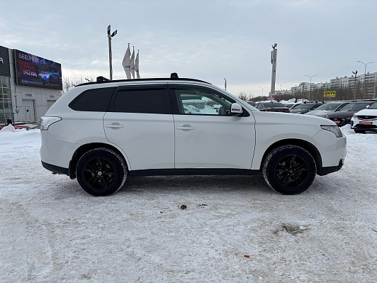 Mitsubishi Outlander Instyle, 2012 года, пробег 206000 км