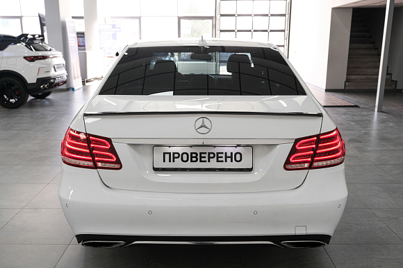 Mercedes-Benz E-Класс E250 BlueTEC 4MATIC Особая серия, 2015 года, пробег 191607 км
