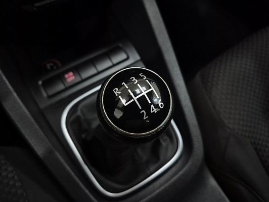 Volkswagen Jetta Comfortline, 2011 года, пробег 190733 км