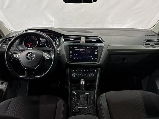 Volkswagen Tiguan Exclusive, 2018 года, пробег 151064 км