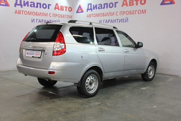 Lada (ВАЗ) Priora Норма, 2010 года, пробег 199000 км