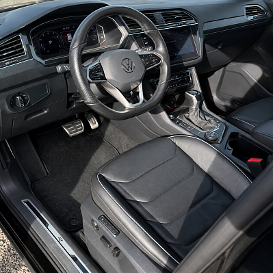 Volkswagen Tiguan R-Line, 2021 года, пробег 97115 км