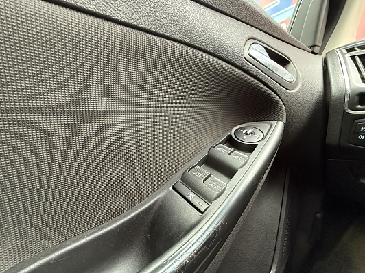 Ford Focus Titanium, 2012 года, пробег 286000 км