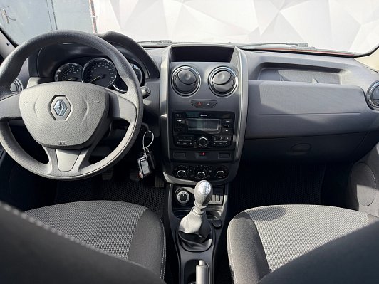 Renault Duster Expression, 2017 года, пробег 152000 км