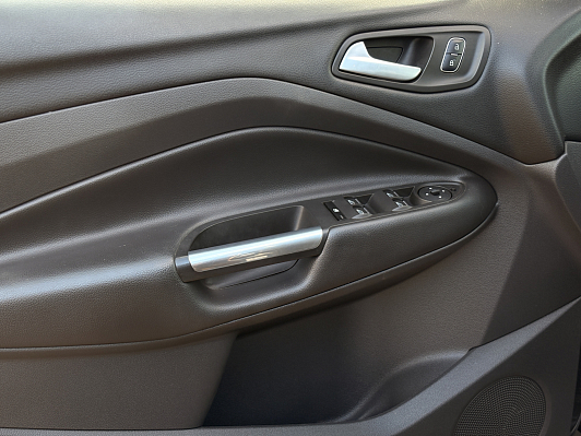 Ford Kuga Titanium, 2017 года, пробег 143417 км