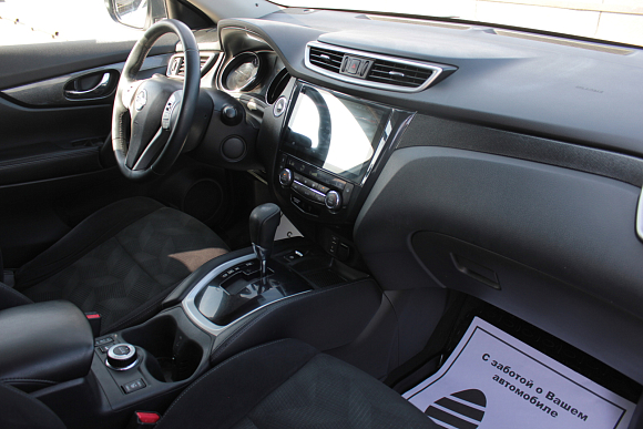 Nissan X-Trail SE, 2016 года, пробег 210000 км