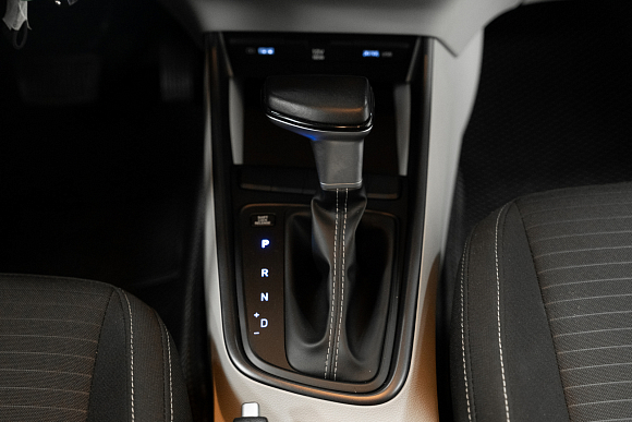 Hyundai i20 Active, 2023 года, пробег 25000 км