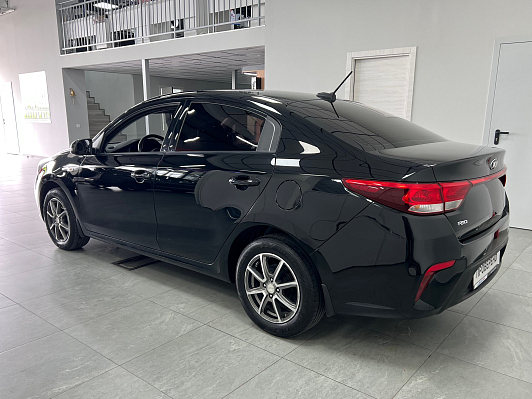 Kia Rio Luxe, 2019 года, пробег 174000 км