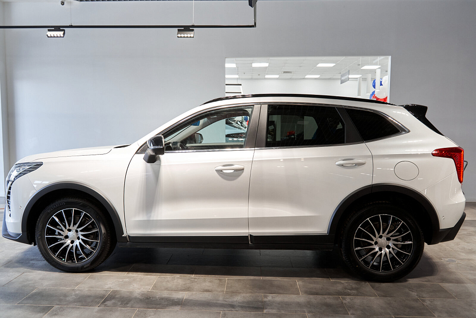 Haval Jolion Техно +, белый
