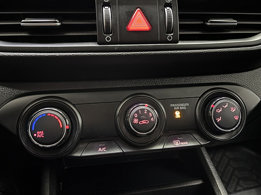 Kia Cerato Comfort, 2019 года, пробег 76867 км