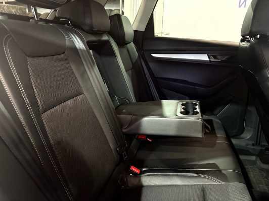 Skoda Karoq Ambition, 2020 года, пробег 69039 км