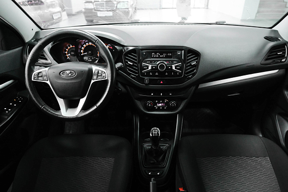 Lada (ВАЗ) Vesta, 2020 года, пробег 132673 км