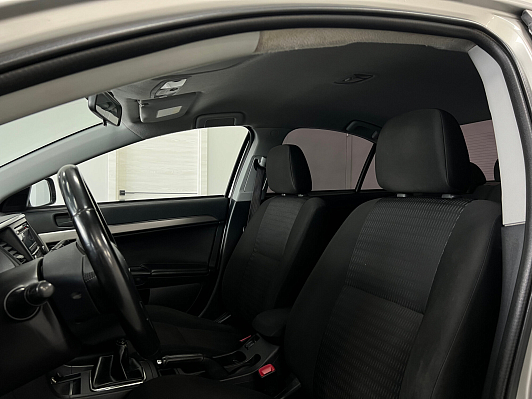 Mitsubishi Lancer Invite, 2012 года, пробег 225000 км