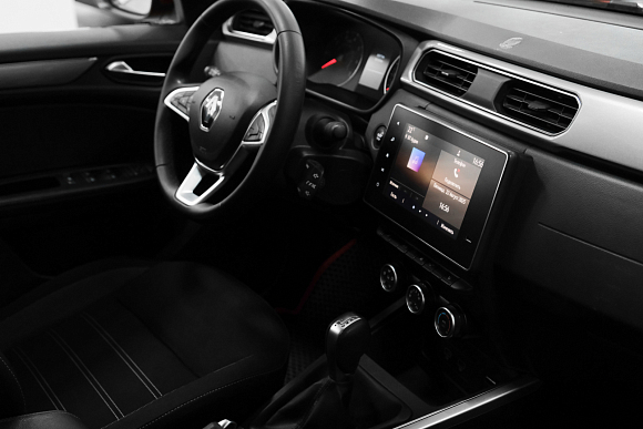 Renault Arkana Drive, 2021 года, пробег 83450 км