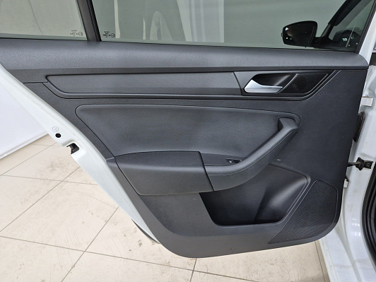 Volkswagen Polo Respect, 2020 года, пробег 106860 км