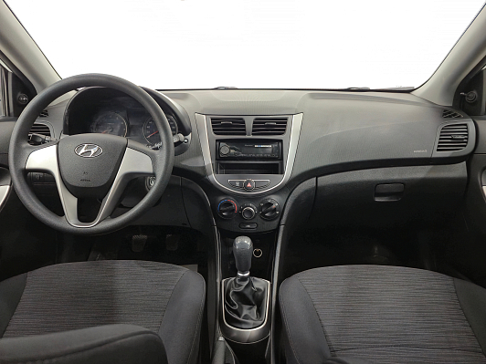 Hyundai Solaris Active, 2016 года, пробег 55937 км
