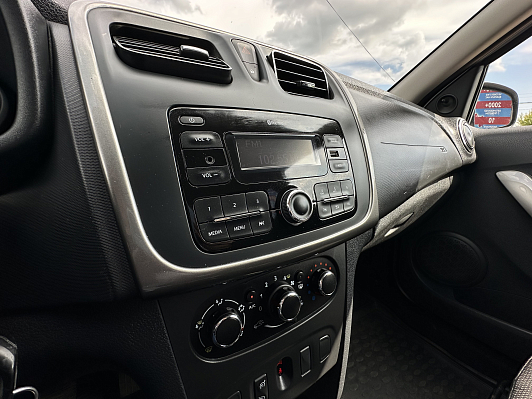 Renault Sandero Confort, 2017 года, пробег 151926 км