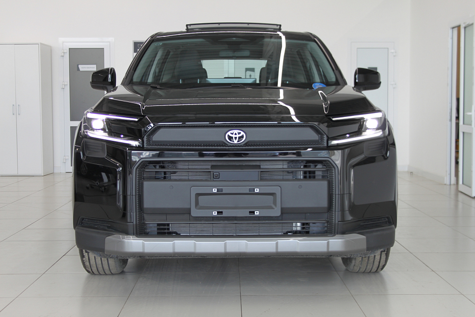 Toyota RAV4 Luxury, черный