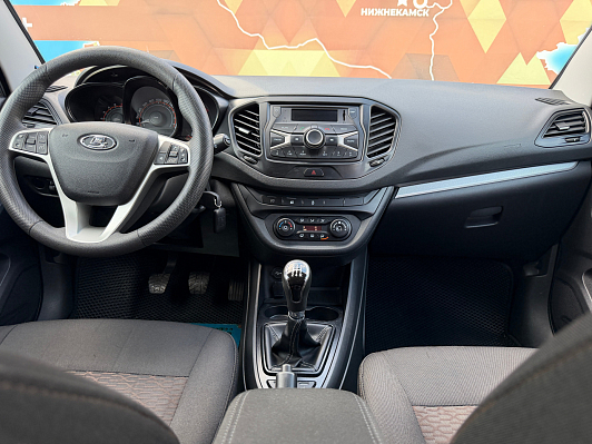 Lada (ВАЗ) Vesta Luxe, 2018 года, пробег 122000 км