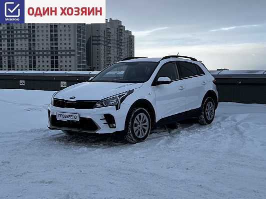 Kia Rio Luxe, 2021 года, пробег 99383 км